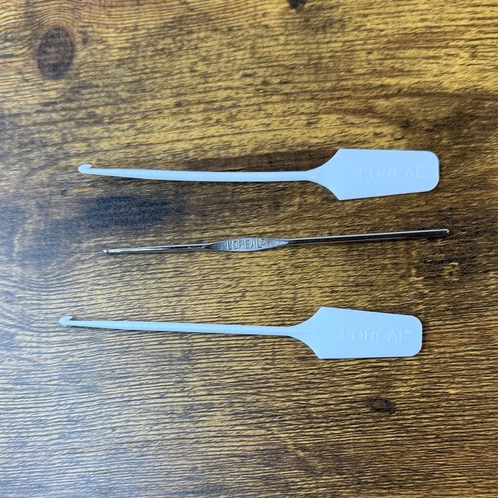 L'Oreal Silver Hair Styling Tools, 3 Hair Needles For Applying Color Highlights